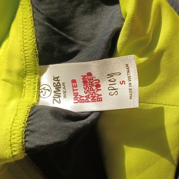 Zumba Wear Women's  Navy/Neon Green Convertible Cargo Ribbons Workout Pants S - Picture 8 of 8